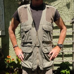Domke PhoTOGS Large Men's Vest -  Photography Gear - Size L, Khaki